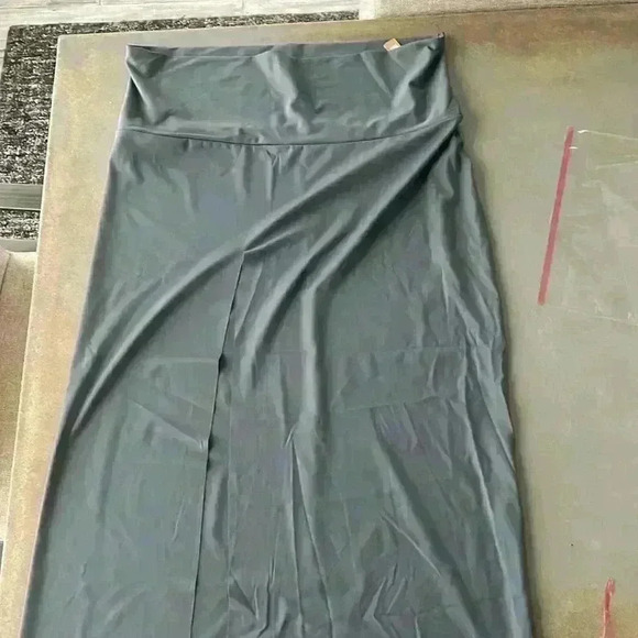 SKIMS NWT Gunmetal Gray Shaping Swim Side Slit High Waisted Long Skirt Size 3X - Picture 3 of 6